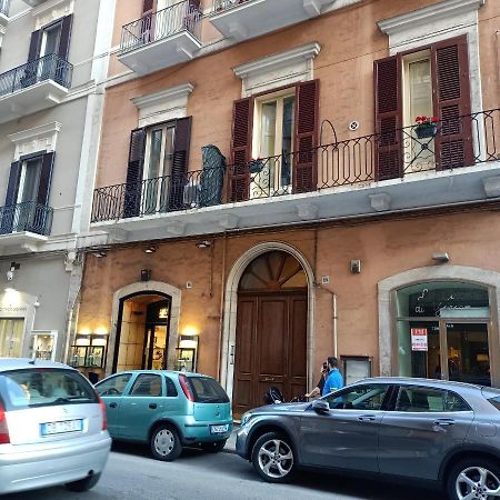 Dante Alighieri House Apartment Bari Bagian luar foto