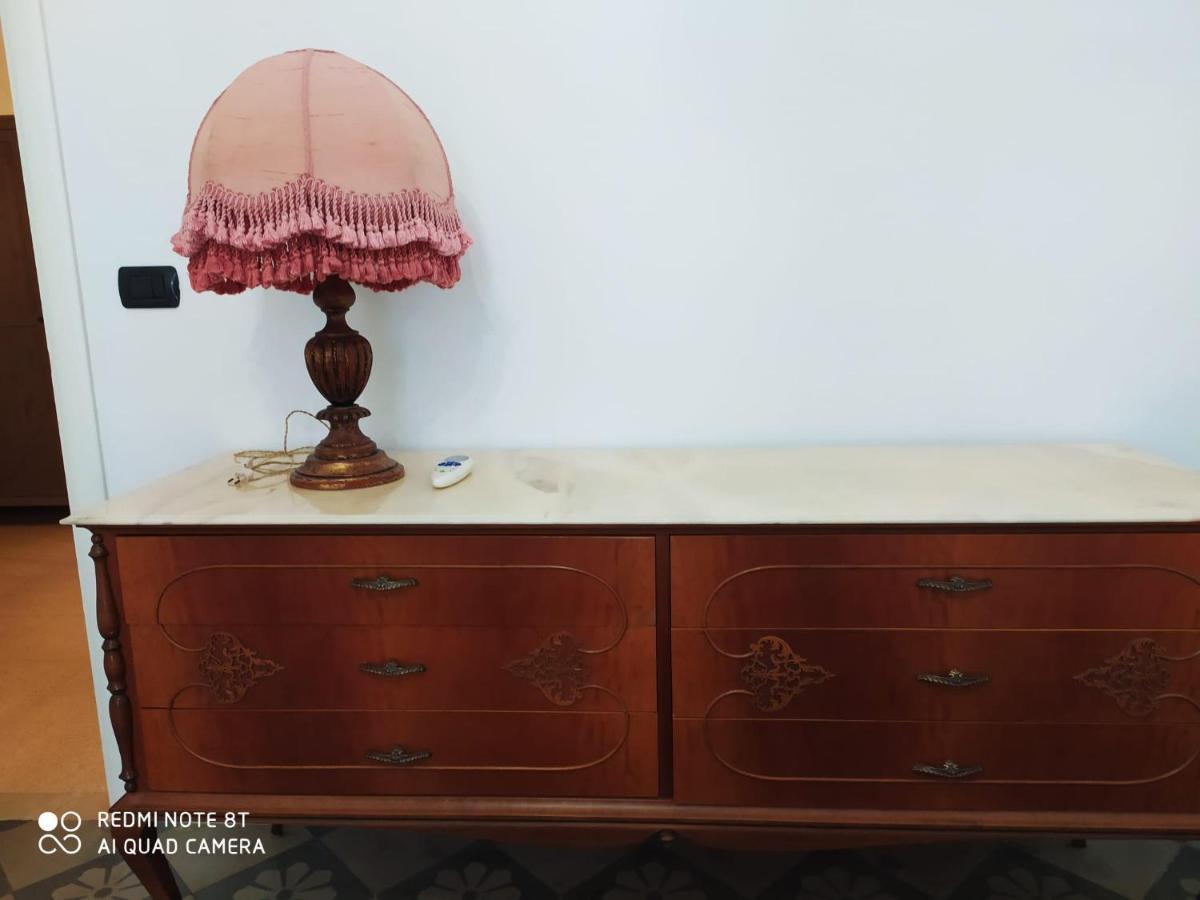 Dante Alighieri House Apartment Bari Bagian luar foto